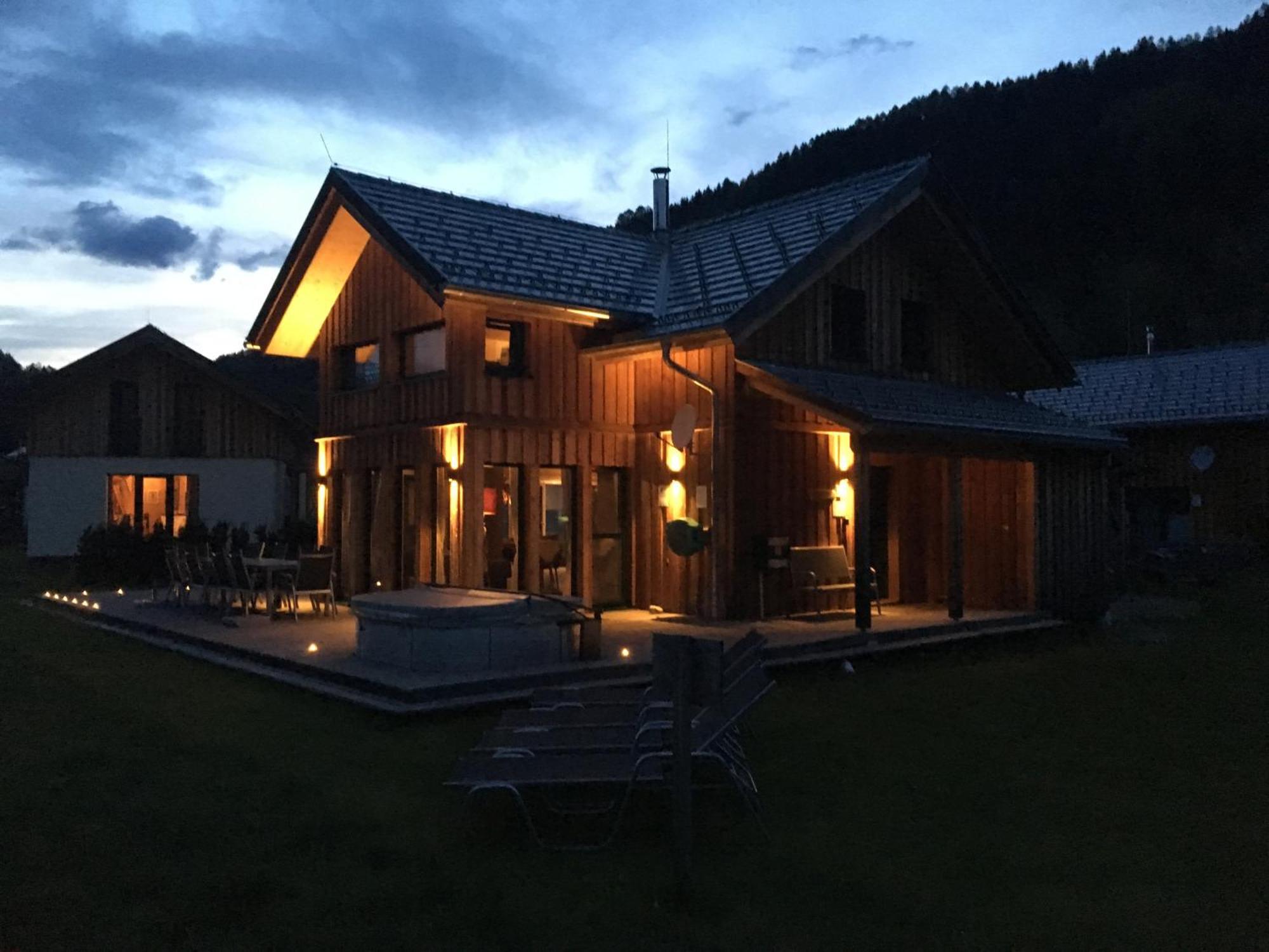 By Alps Chalet *
